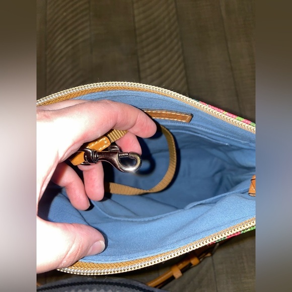 Dooney & Bourke pink with palm leaves crossbody/shoulder bag - Picture 8 of 15